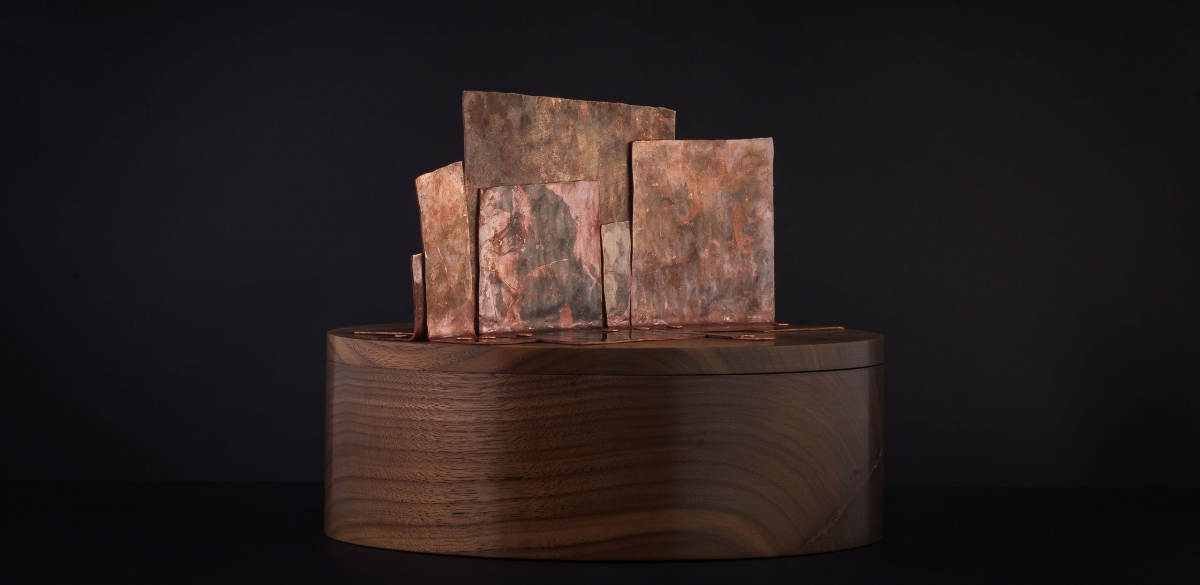 Memorial Box - walnut / copper